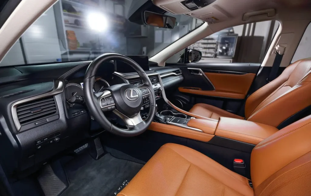 Carich-galeria_zdjęć-21 renowacja skóry Leszno